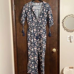 dra Floral Jumpsuit XS